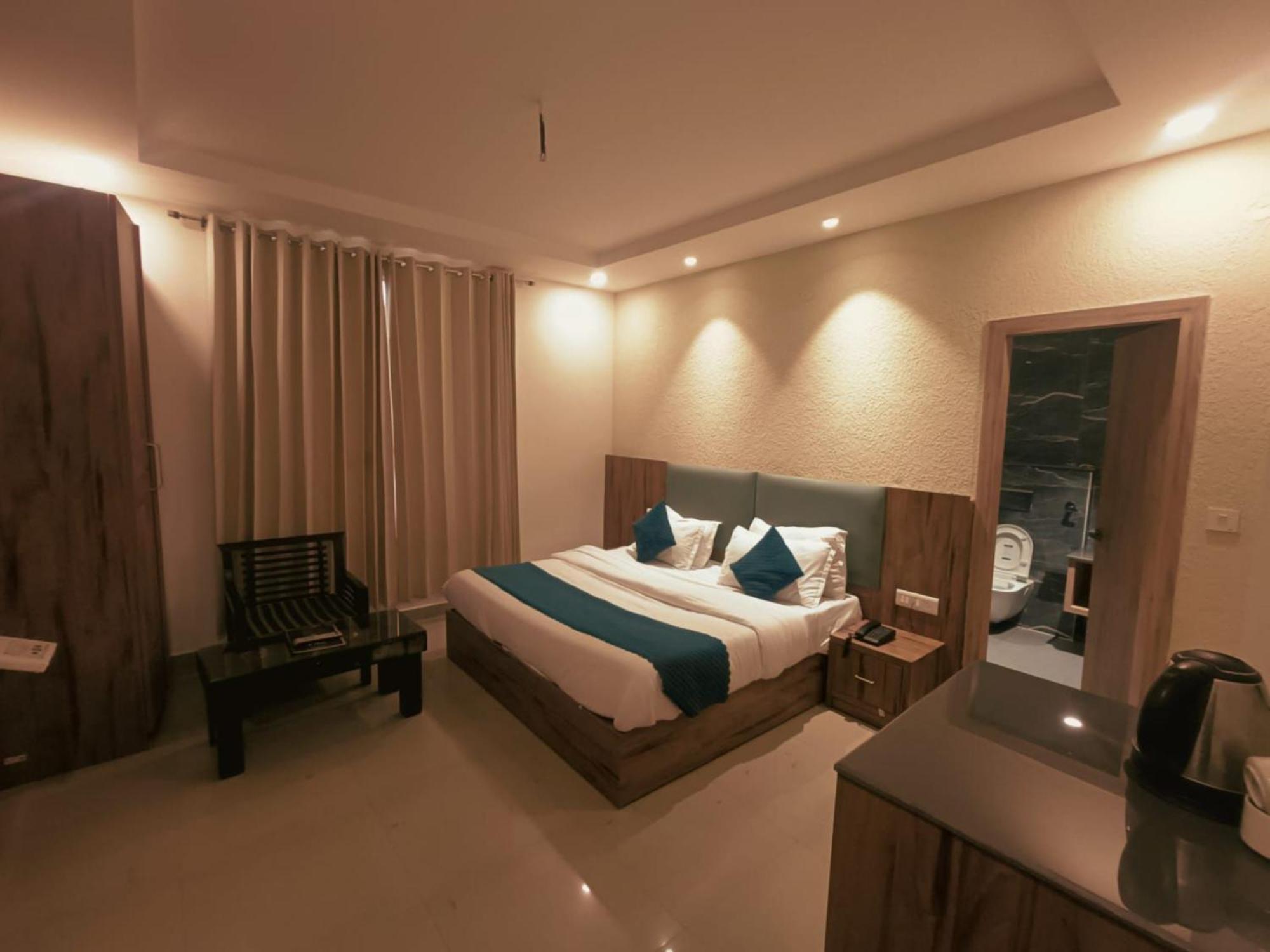 Hotel Wild Rose - Dalhousie Exterior photo